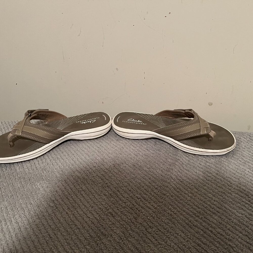 Sandals - Picture 3 of 5